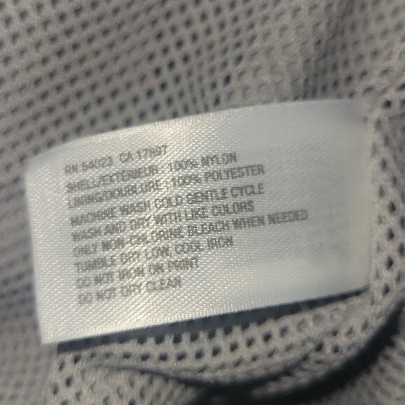 GAP Y2K Body Fit Jacket Large Gray Ruffle Pockets Windbreaker - Picture 6 of 9